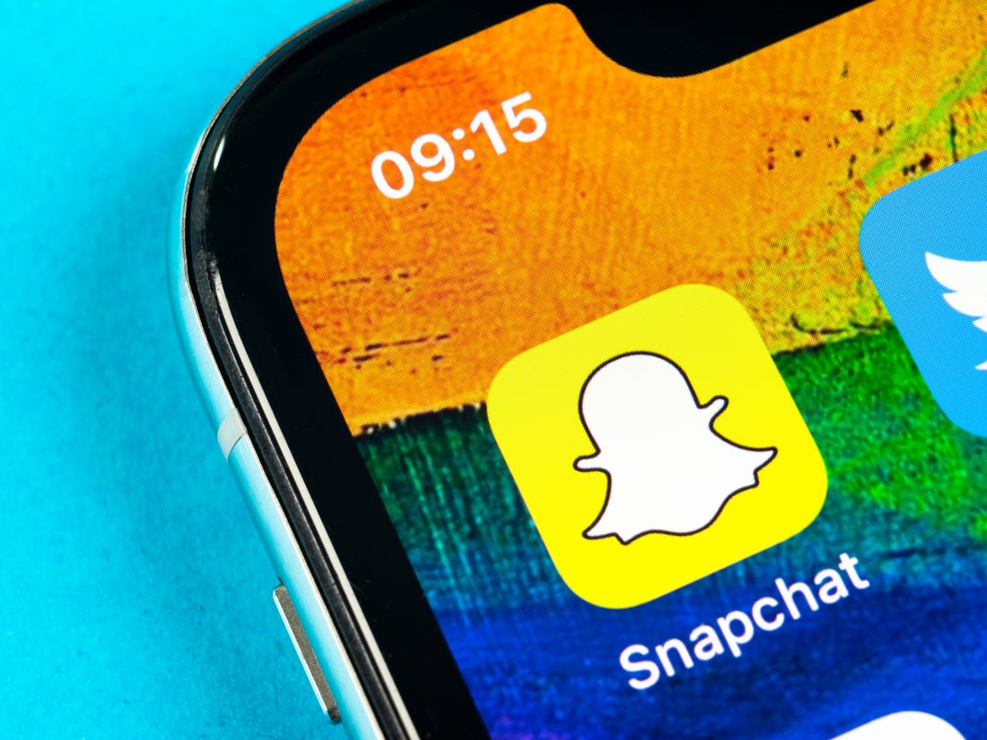 Do Snapchat Pictures Really Disappear? CyberWhite